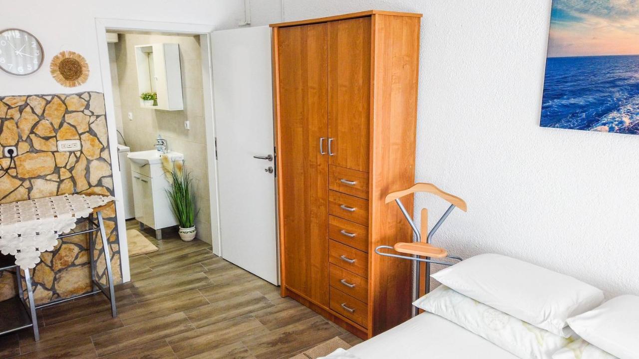 Sibenik City Center Apartment エクステリア 写真